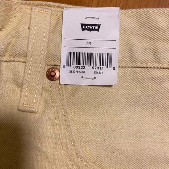 501 Levi’s shorts - Picture 2 of 4